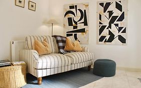 Cosy Cottage In Rural Lympsham